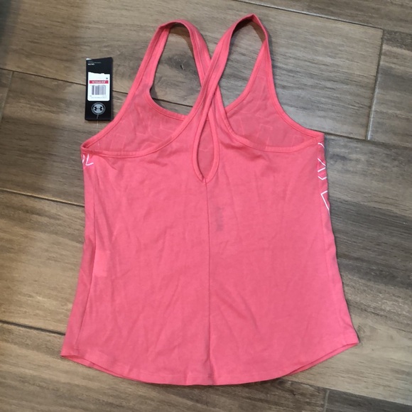 Under Armour tank - Picture 2 of 6